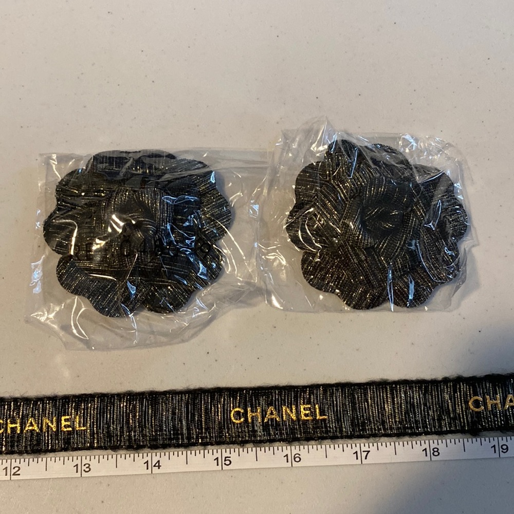 Authentic Chanel ribbon and two flower packaging